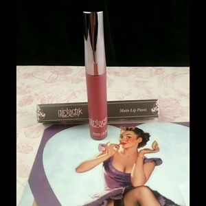 Girlactik Beauty Matte Lip Paint (Demure)